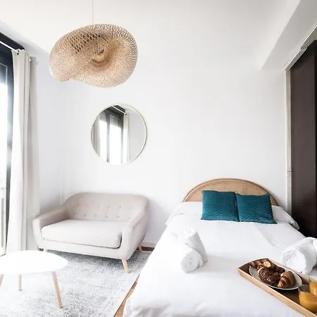 Apto. Abad Najera, En El Casco Antiguo De