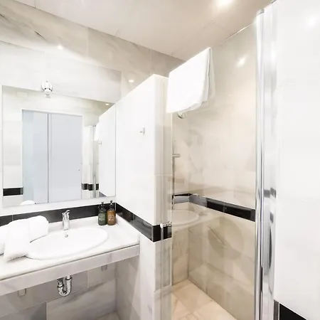 Apto. Abad Najera, En El Casco Antiguo De * Alicante